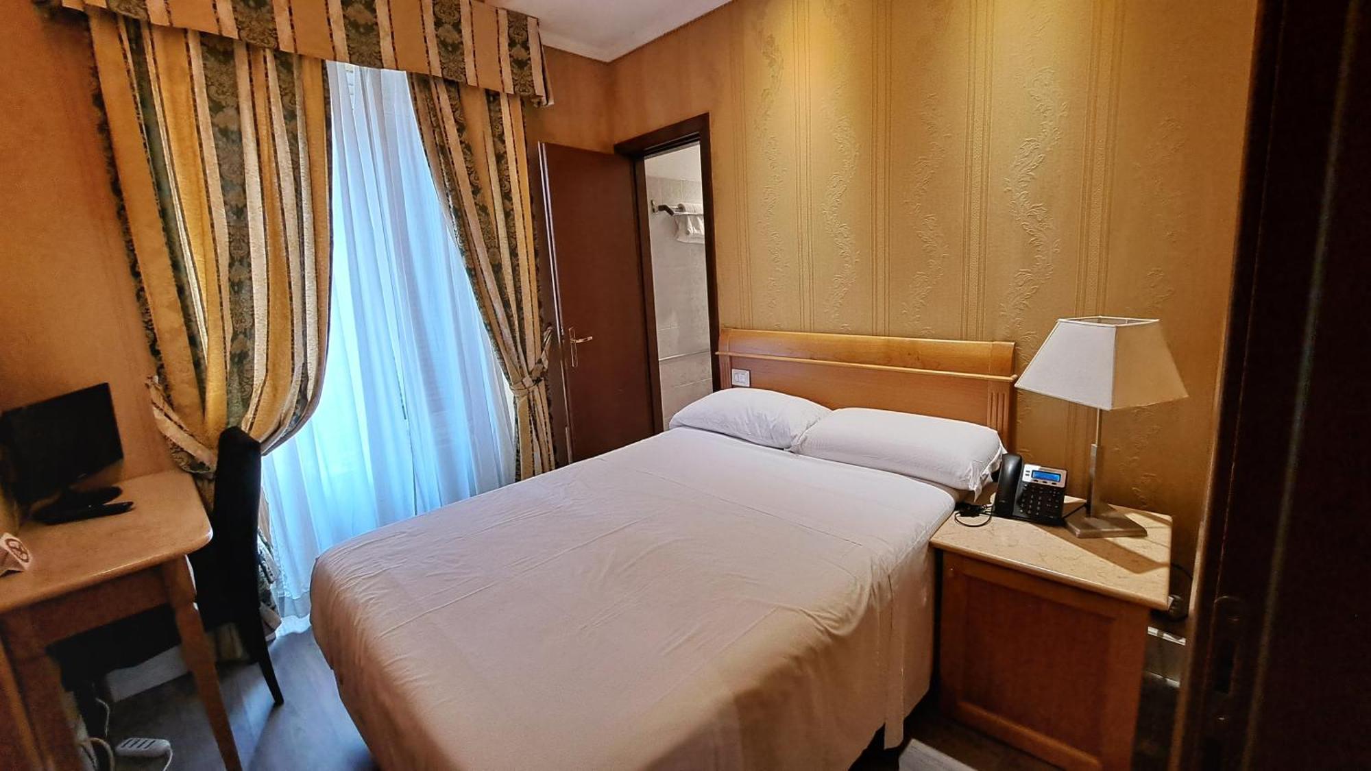 Hotel Dei Quiriti Rome Bagian luar foto